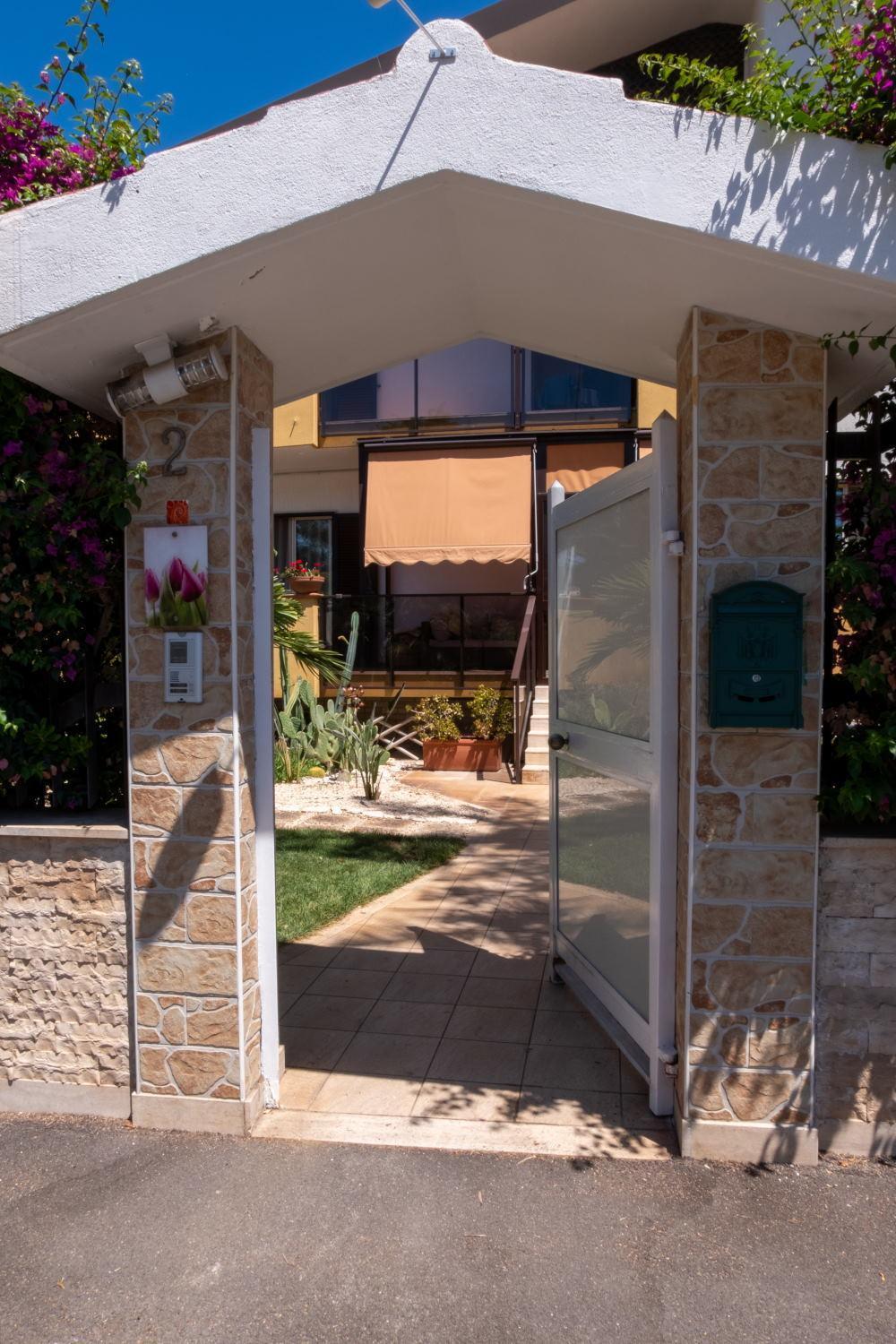 Tulipano Rosso Apartamento Bari Exterior foto